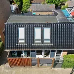 Luxe Wellness Apartment Apeldoorn With Jacuzzi And Sauna